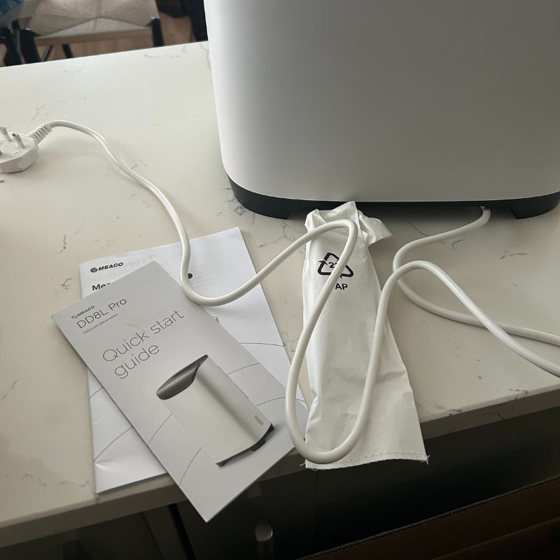 Meaco DD8L Pro Dehumidifer - packaging