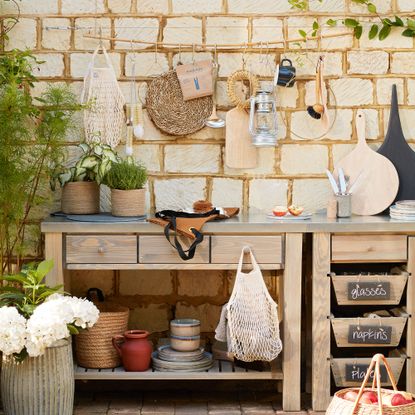 Simple styling tricks and DIY projects to use boho garden decor to ...