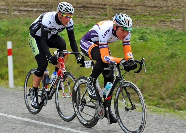 Chris Macic (Share the Road) and Clinton Avery (Ascot Park Motel) initiate a new move