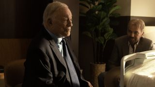 Jerry Jones talking to Monty in hospital in Landman Episode 9