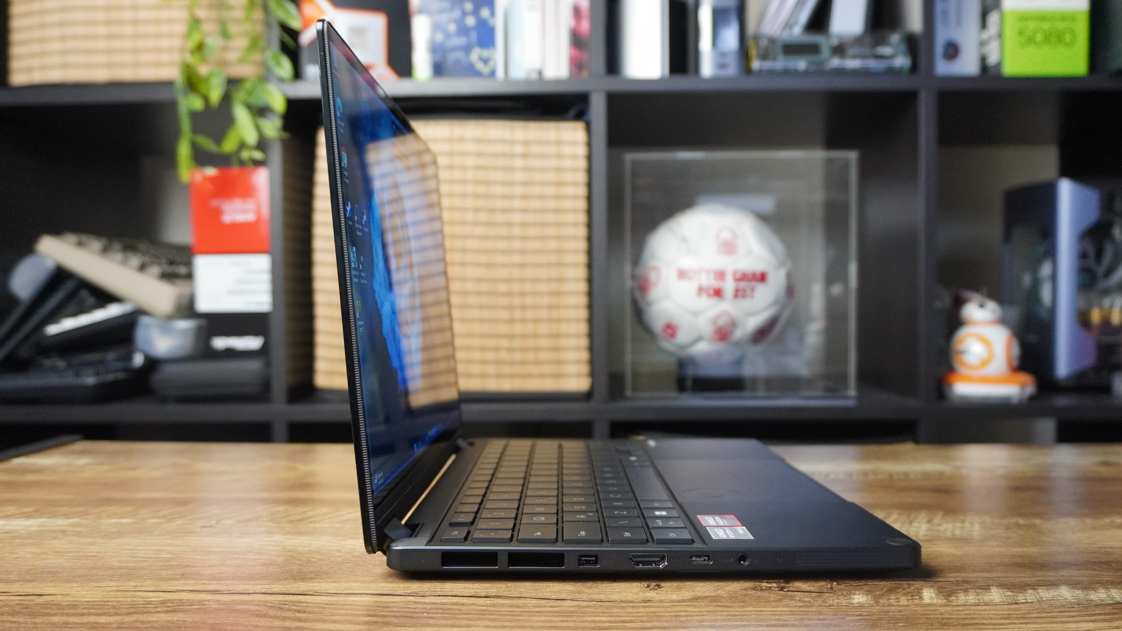 Asus ProArt GoPro Edition (PX13)