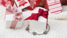 Christmas jewellery gifts 