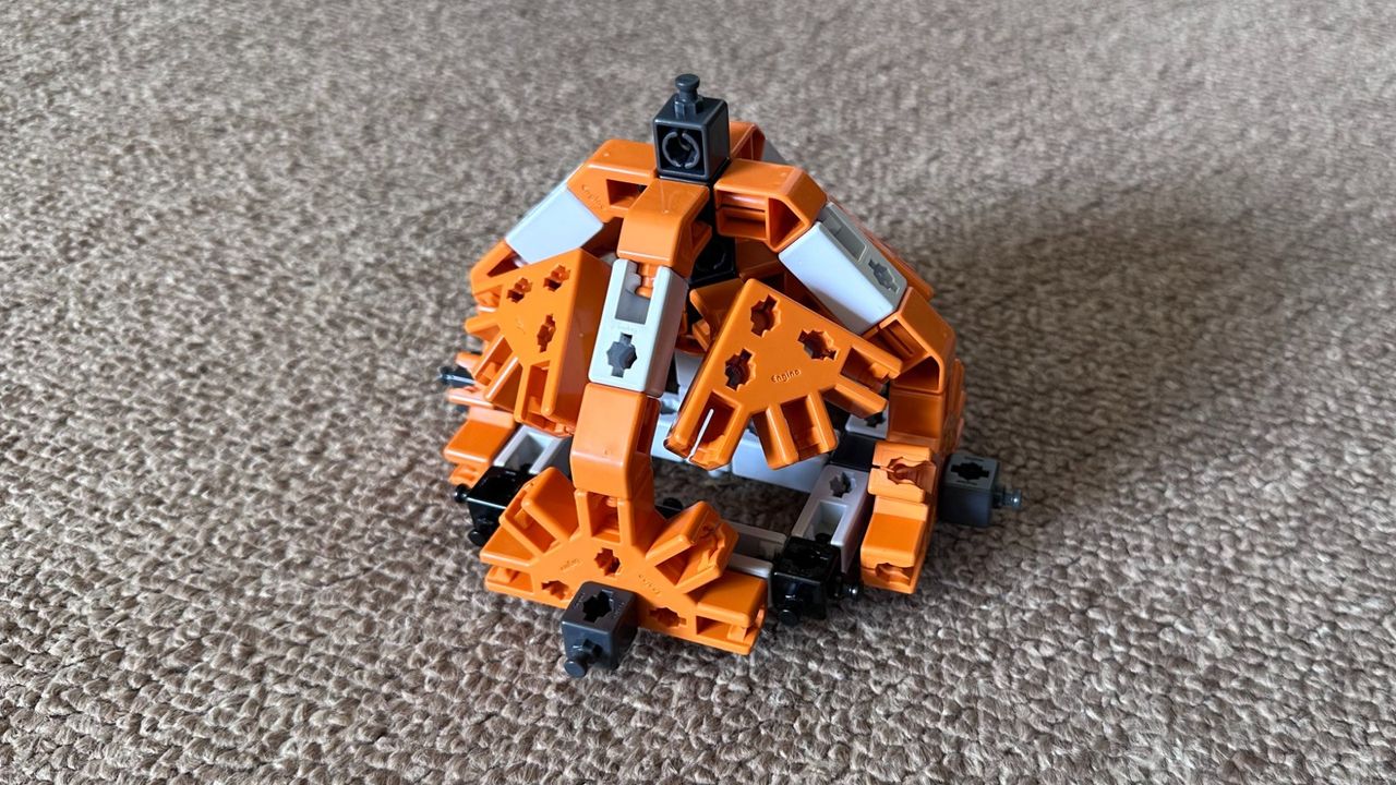 Engino Challenger Space Shuttle-build in progress (2)