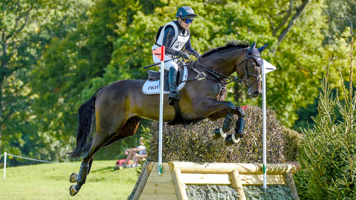 Laura Collett eventing Moonlight Charmer at Cornbury in 2020.