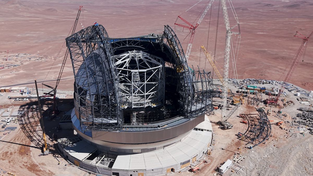Extremely Large Telescope gets a roof