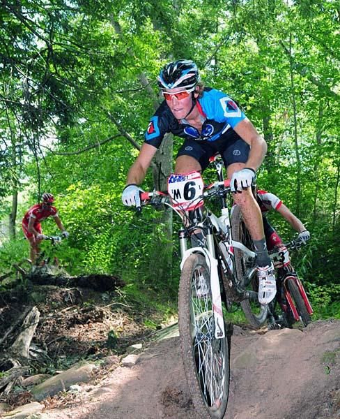 Sam Schultz (Gary Fisher/Subaru) is very strong early.
