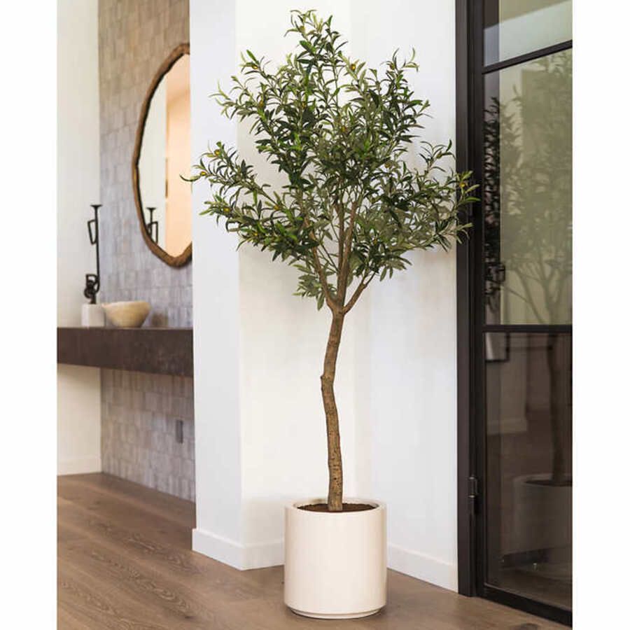 Artificial olive tree