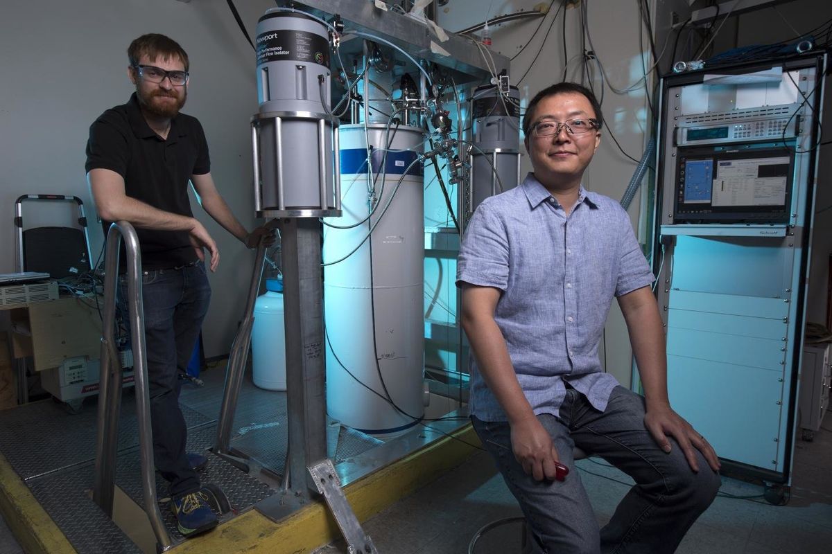 UCI physicist Jing Xia and grad student Alex Stern