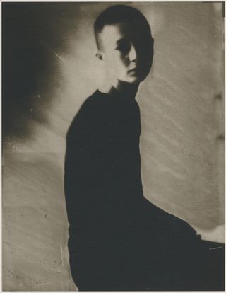 Black and white portrait: On l’appelait Val, 1999