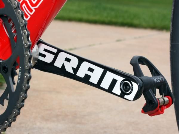 Force takes a page from the Red playbook with the giant graphics on the back of the non-driveside crankarm
