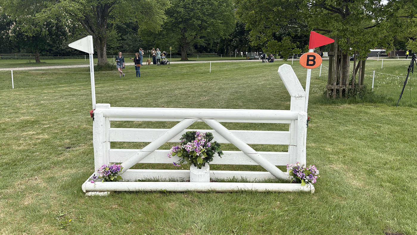 90Fence20b