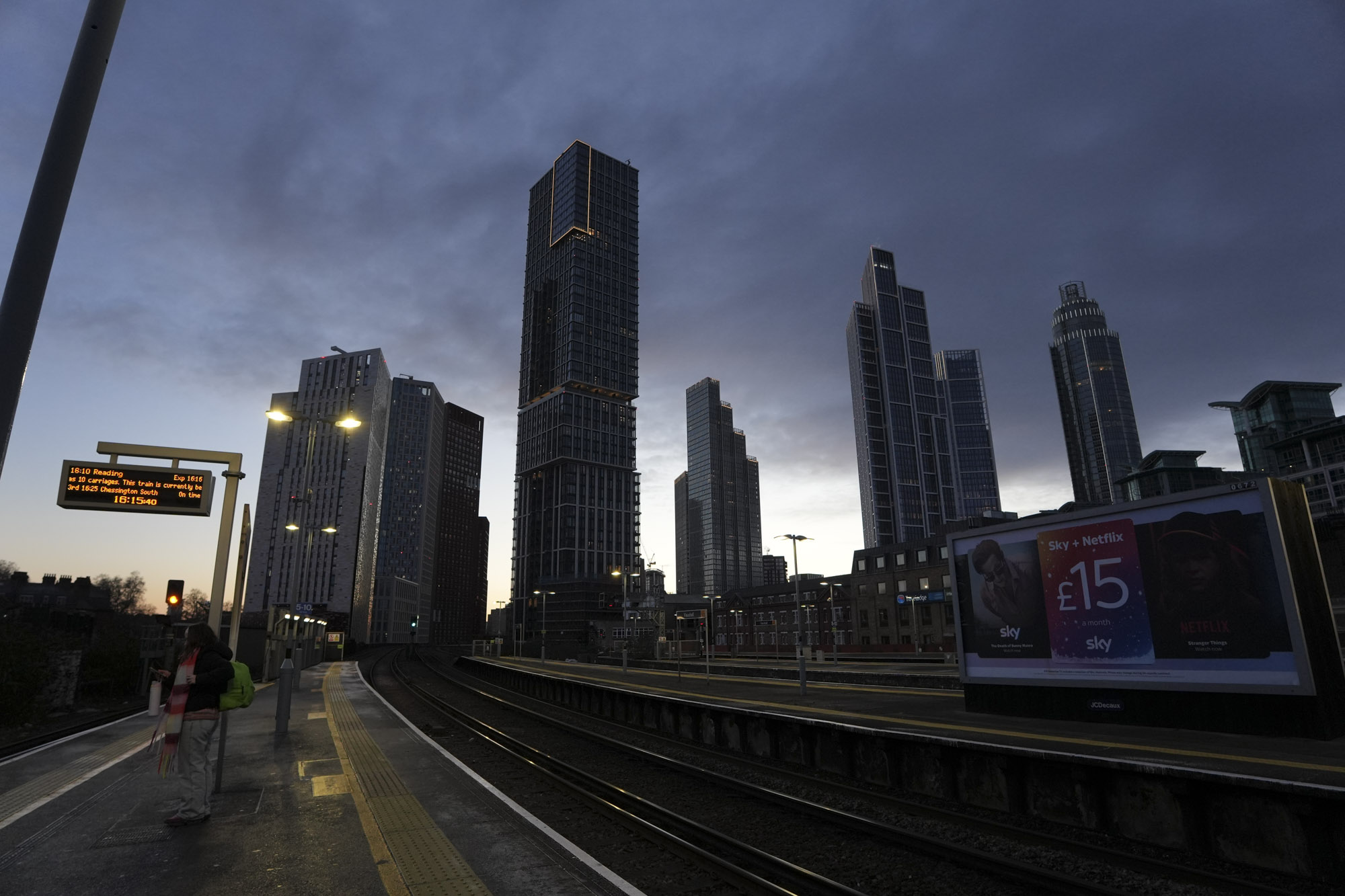 Sigma 12mm f/1.4 DC | C lens test shot showing low light performance in London