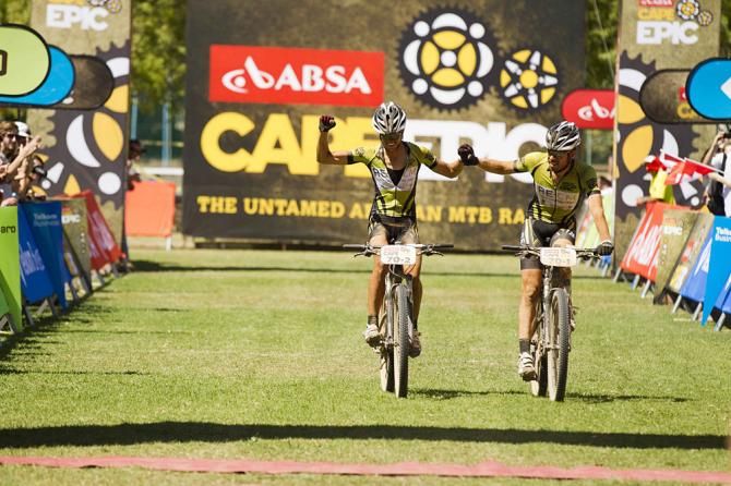 Ariane &amp; Erik Kleinhans of Team RE:CM win the mixed category
