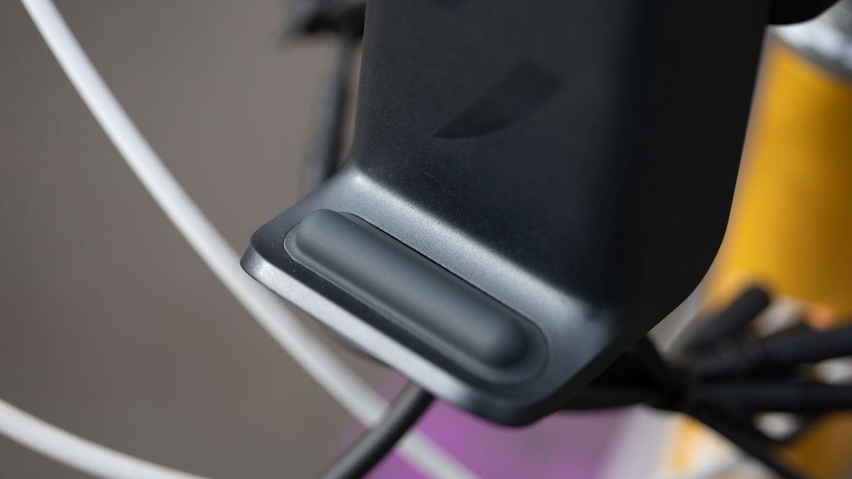Swytch 2022 Electric bike conversion battery mount shelf