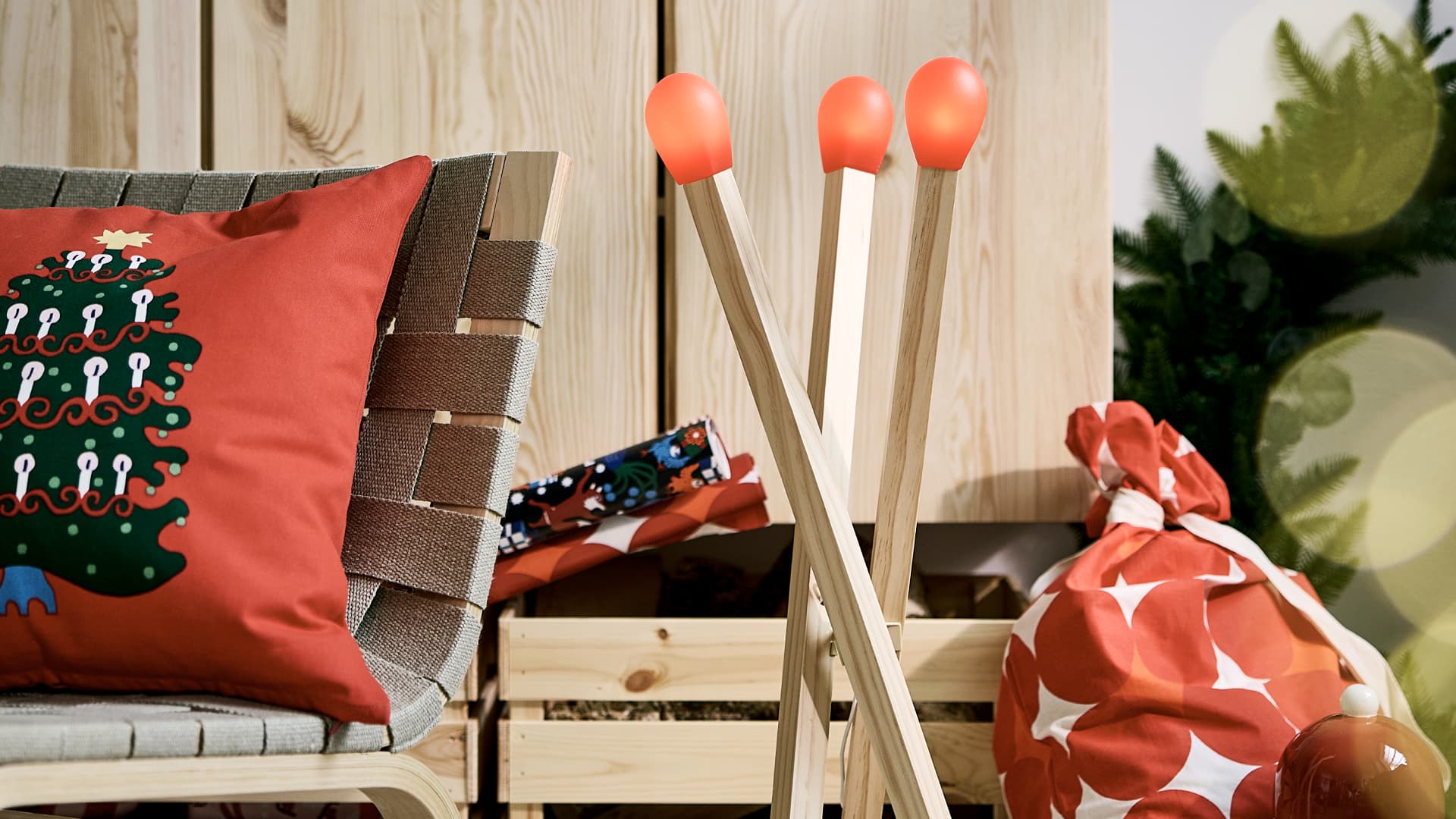 IKEA's STR&Aring;LA matchstick-themed floor lamp.