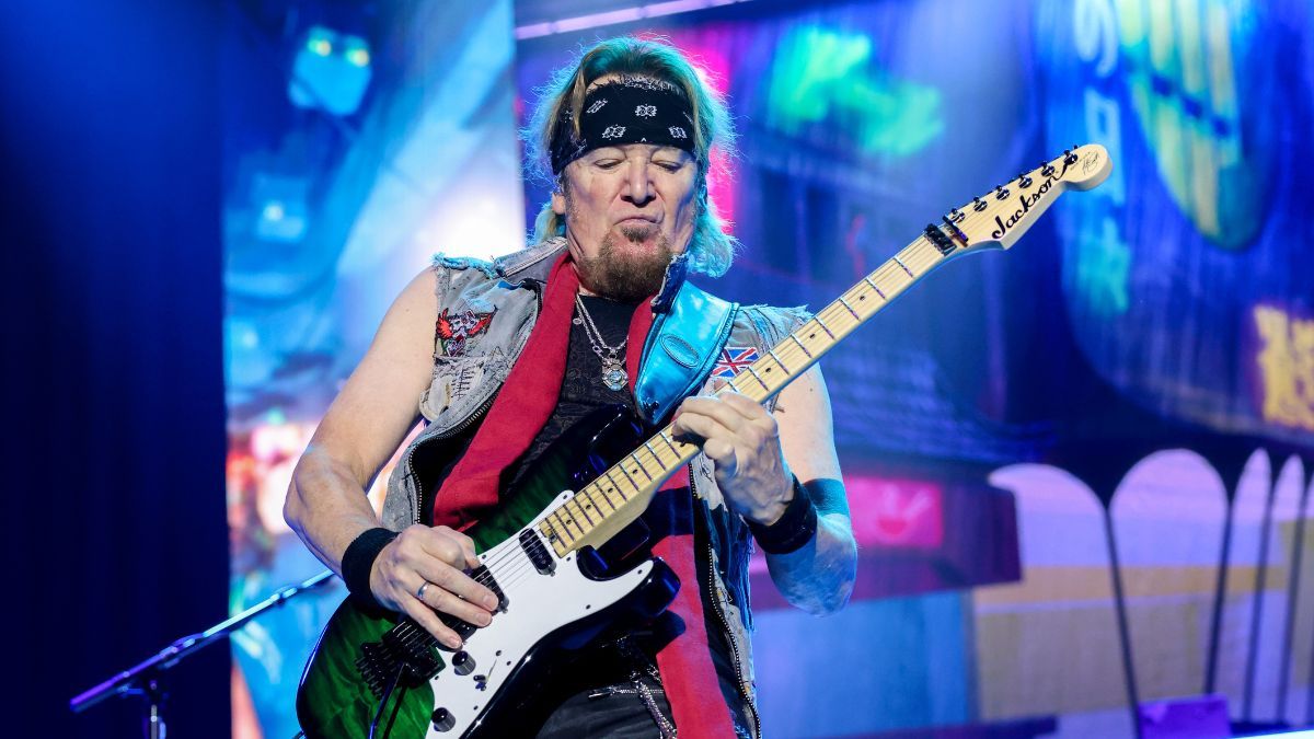 Adrian Smith