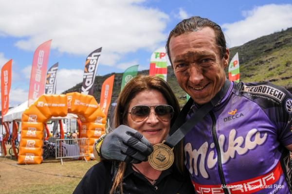 Bart Brentjens (Milka-Trek) shows off his finisher's medallion