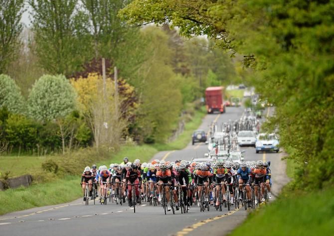The peloton being led by the NODE4 Giodana squad on Stage 2