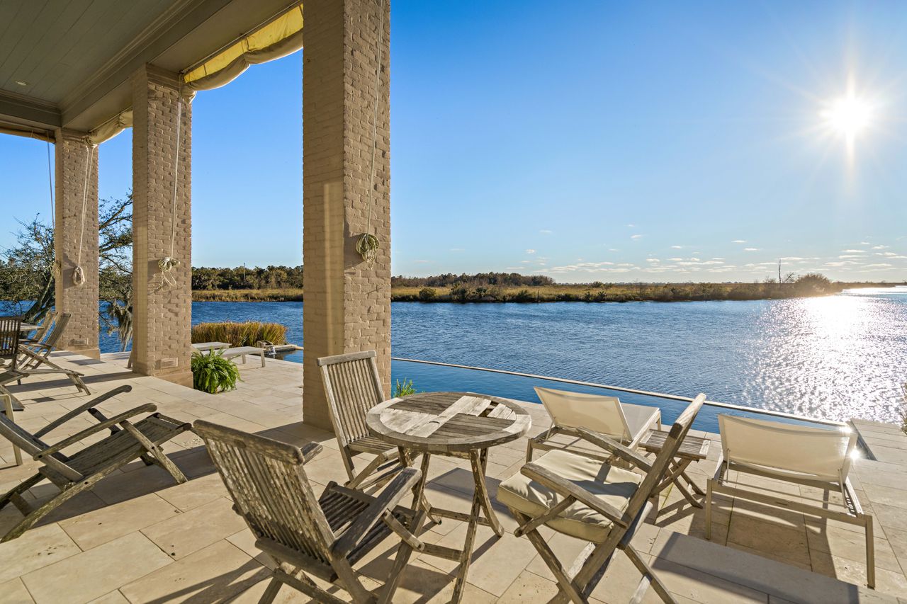 Exterior of luxury lakeside home, Louisiana