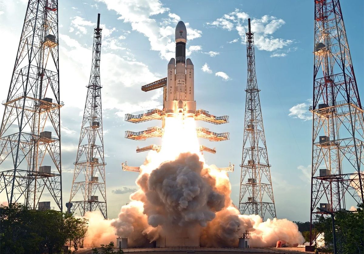 In Photos India’s Most Powerful Rocket Launches on Debut Flight Space