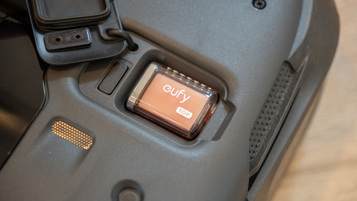Eufy Omni S2 robot vacuum battery
