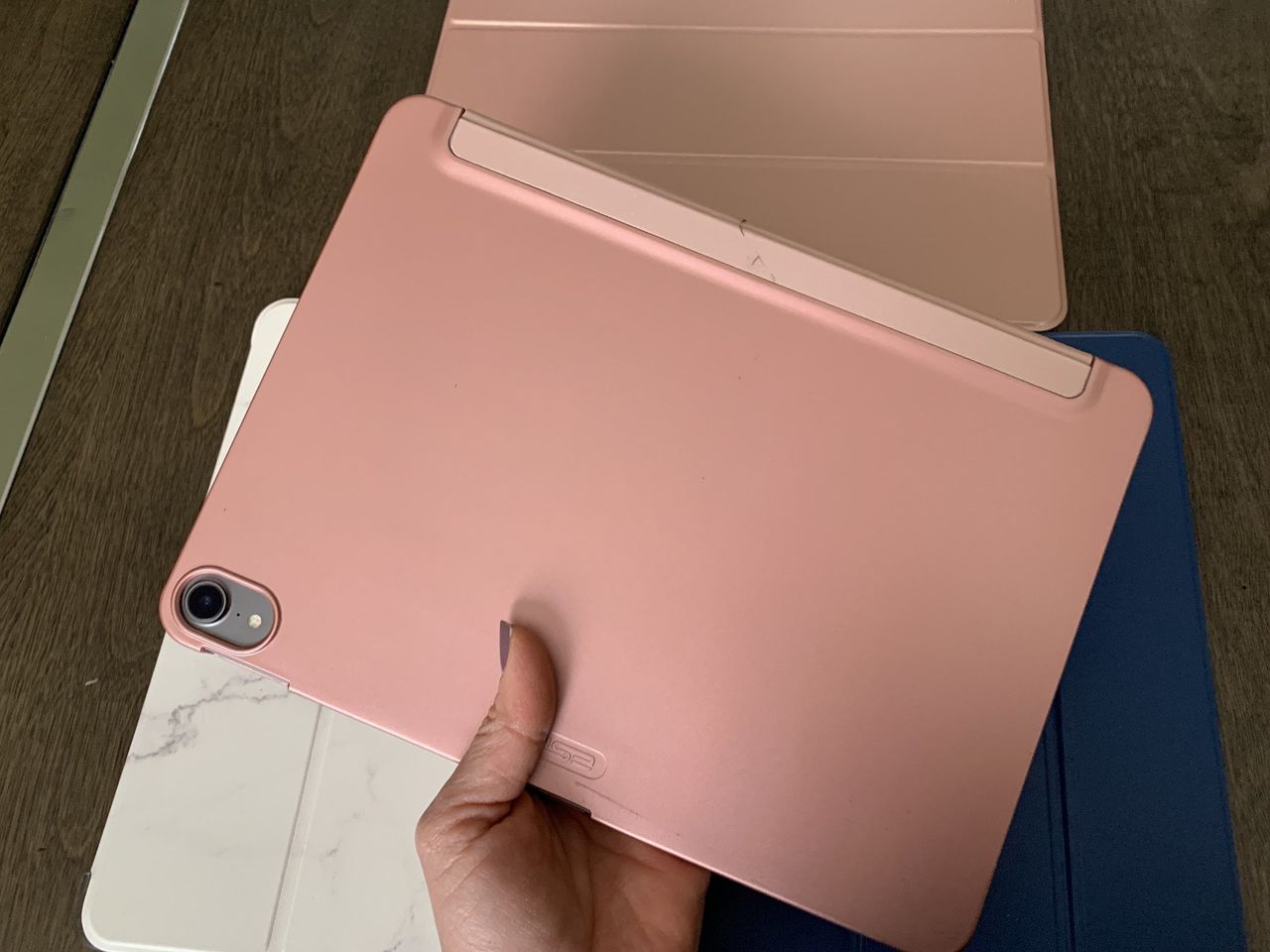 ESR Trifold Smart Case for iPad Pro 2018