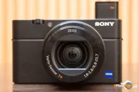 Sony Cybershot DSCRX100 III a €619,99 anziché €849,99 Sony Cybershot DSCRX100 III a €619,99 anziché €849,99