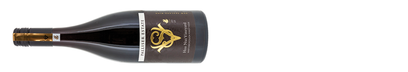 DEC296.dwwa_spread.01_palliser_estate_hua_nui_vineyard_martinborough_wairarapa_2021.jpg