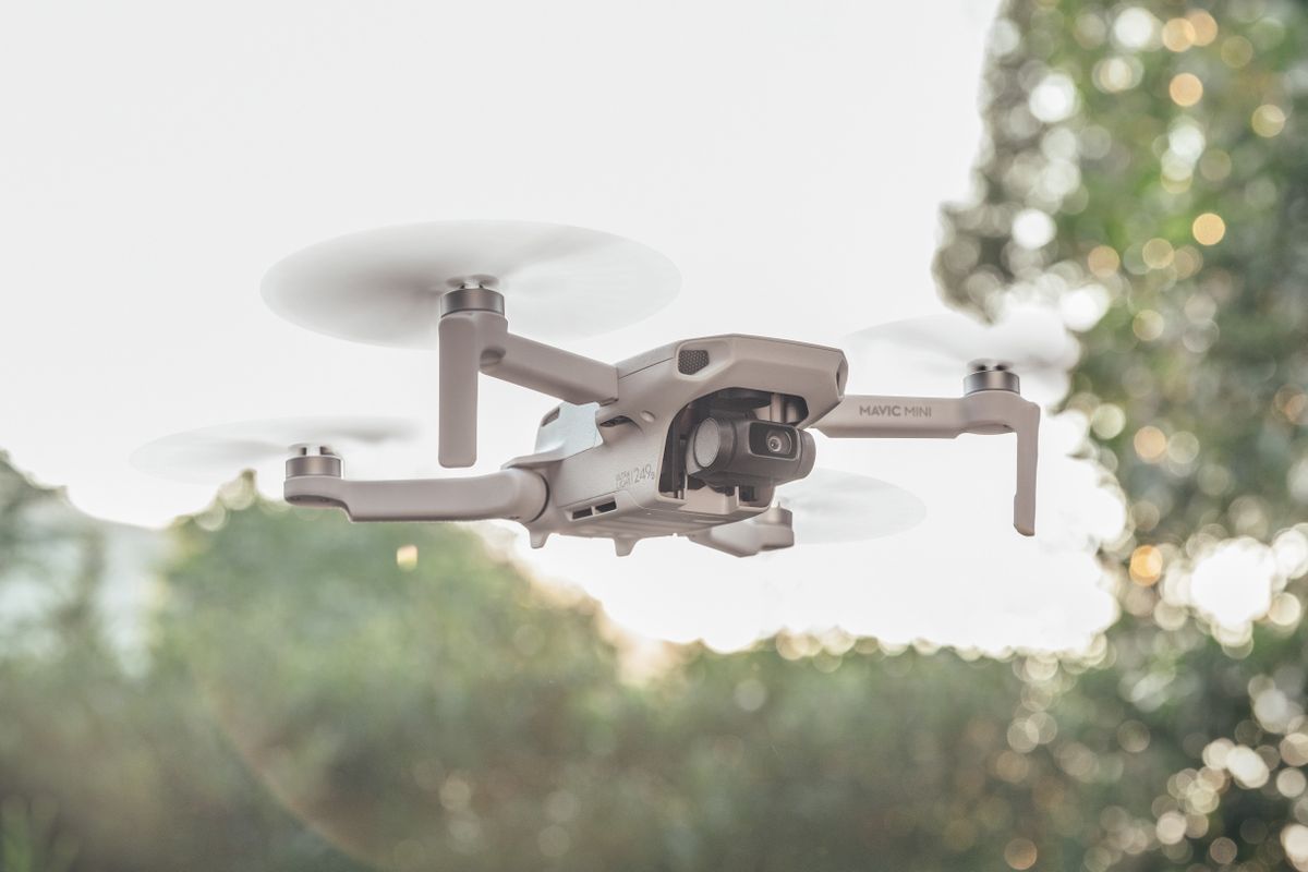 DJI Mavic Mini offers low-cost flight with lightest foldable drone ever