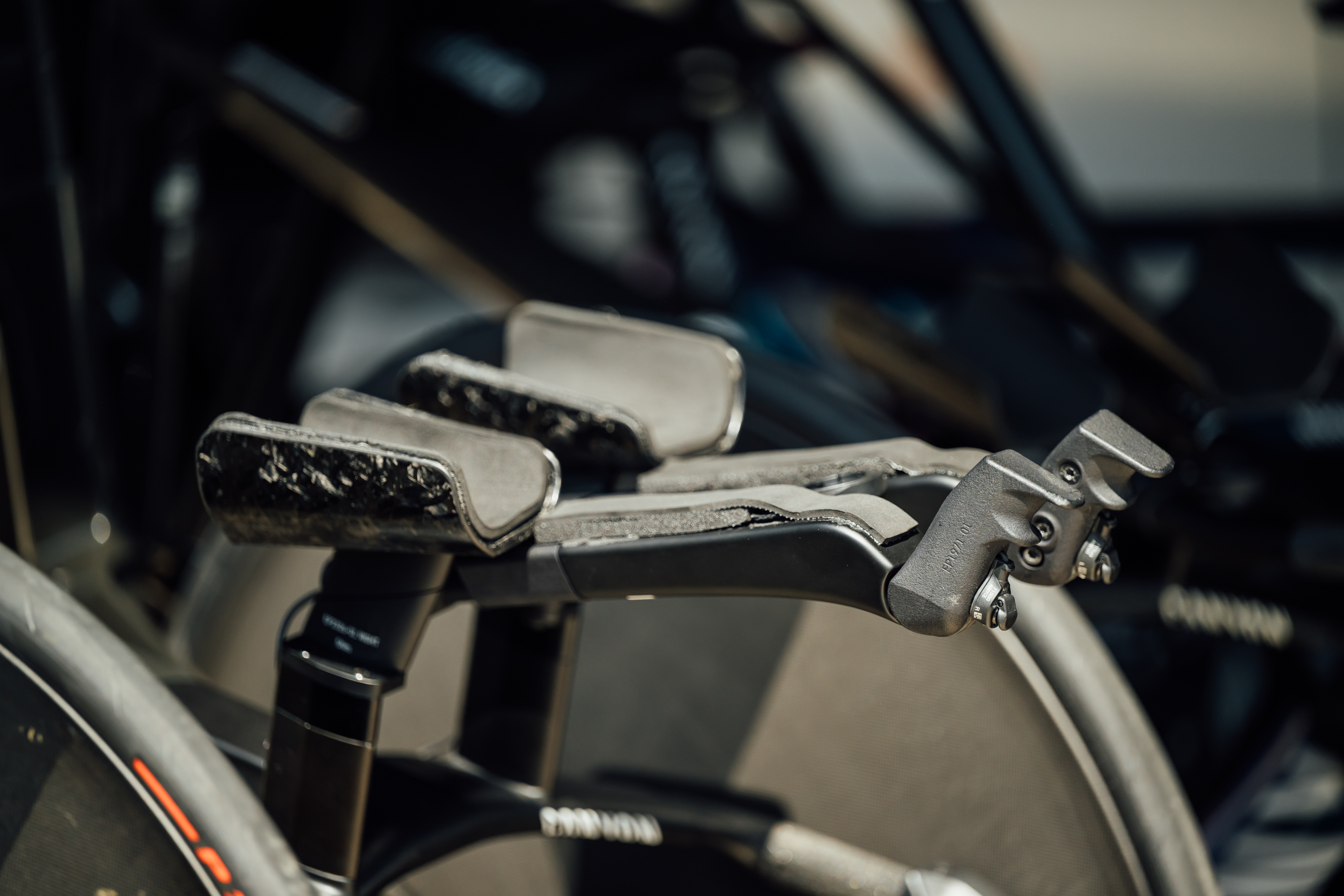 Close up of bike tech found at the Giro d'Italia 2025
