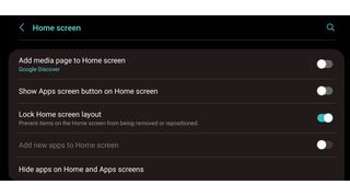Home screen settings on a Samsung phone