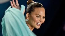 Chrissy Teigen's face mask hack