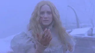 mia wasikowska in crimson peak