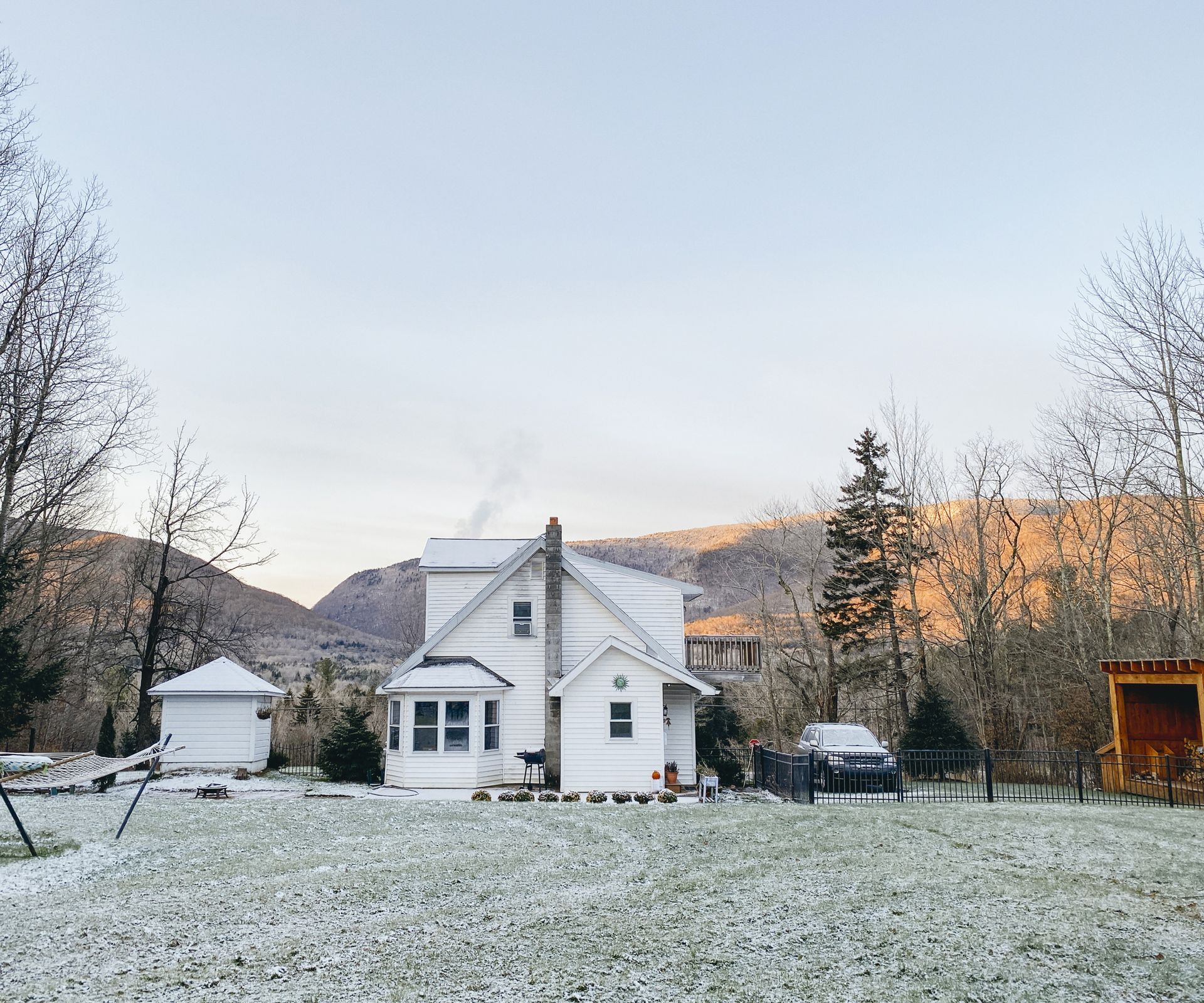 Winter lawn care: 8 steps to take to protect it | Homes and Gardens