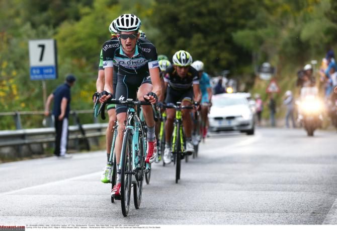 Wout Poels (Omega Pharma-Quick Step) does his best to bring the break back