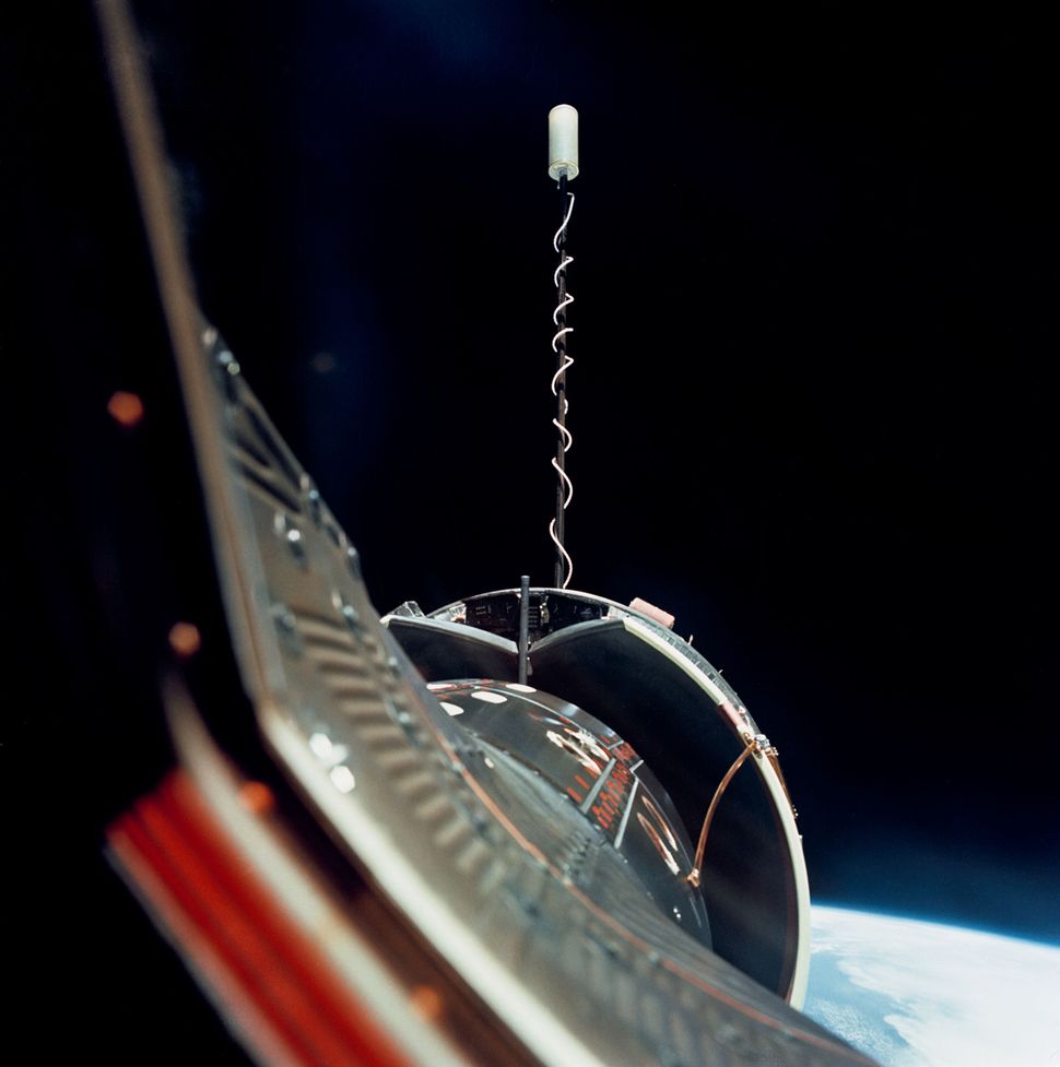 Gemini X docking with GATV-10