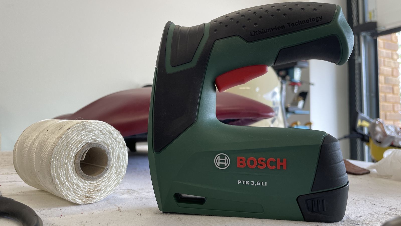 Bosch PTK 3.6 LI Cordless Tacker review lightweight nail gun makes