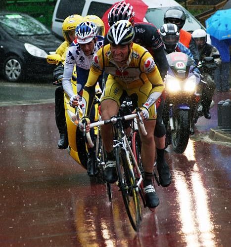 A Saunier Duval - Scott rider shows the strain of the tough conditions.