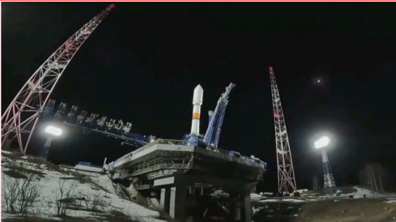 Russia’s new ‘Starlink‑Style’ Rassvet fleet loses its first satellite after weeks — Object 4 drops out of orbit but 15 others remain