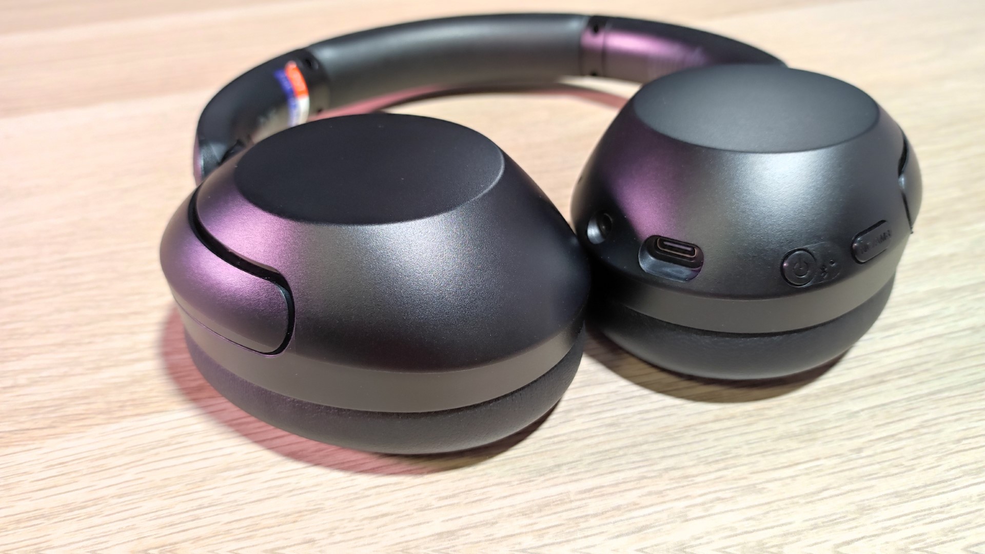 Sony WH-XB910N