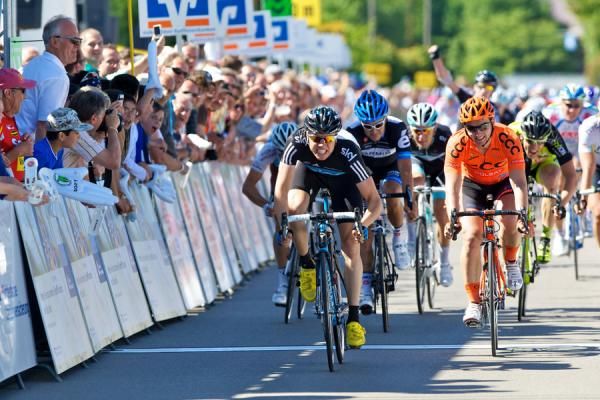 Edvald Boasson Hagen takes the opening stage.