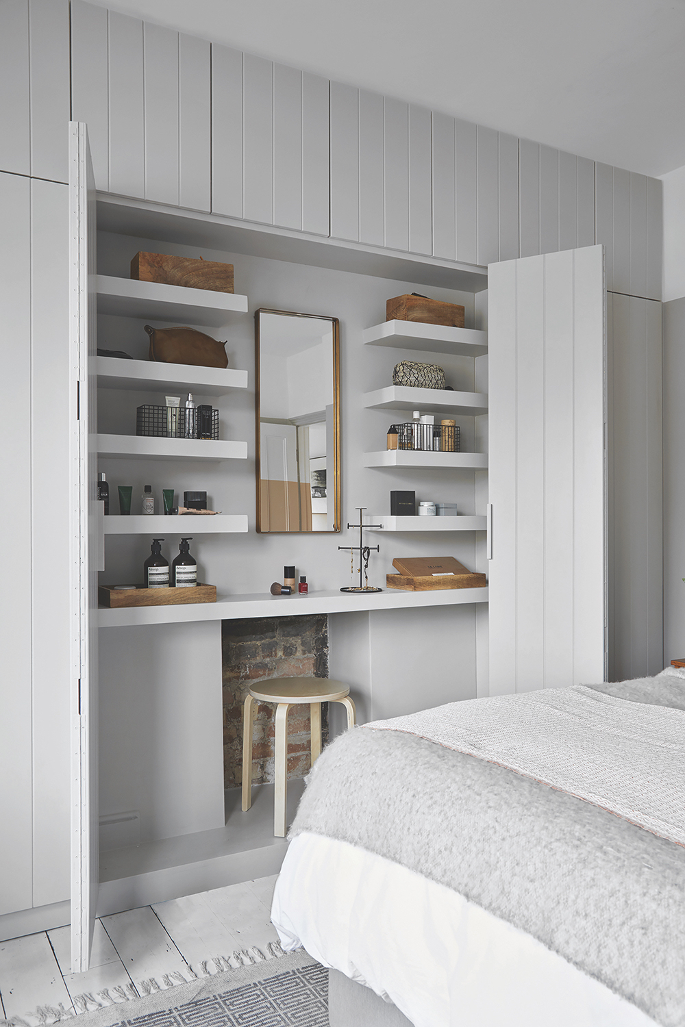 14 small bedroom storage ideas and hacks to help clear the clutter and