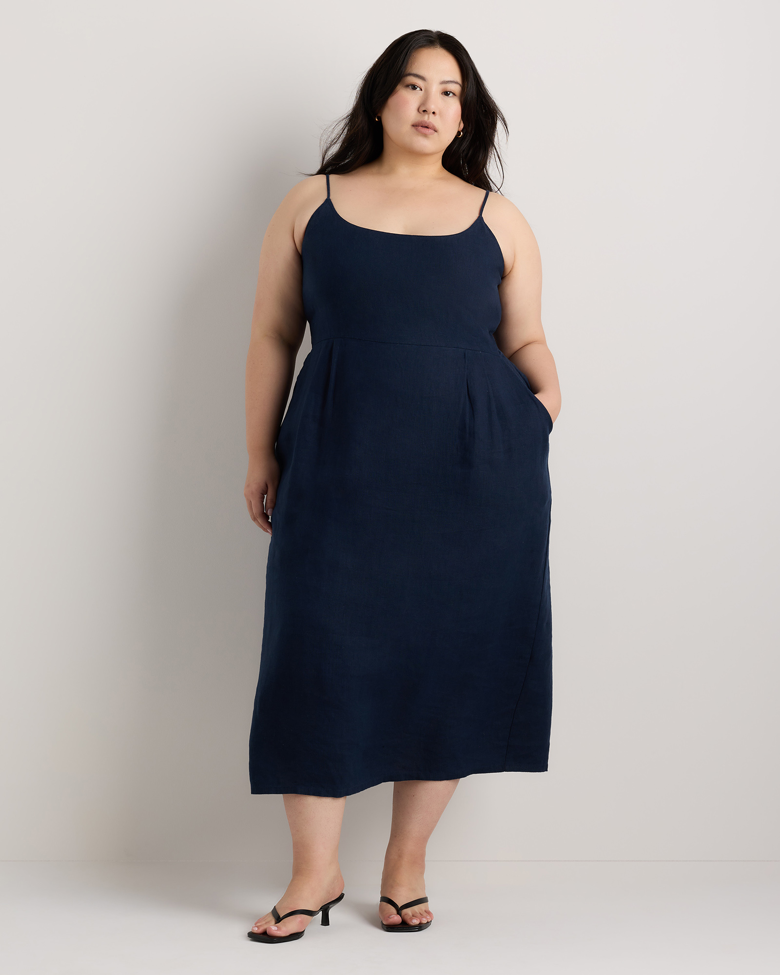 100% European Linen Scoop Neck Midi Dress - Plus Size in Deep Navy