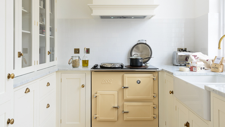 Cream kitchen ideas – light and lovely spaces that prove beige is back