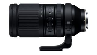 Tamron 150-500mm f/5-6.7 Di III VC VXD side view, best lenses for bird photography