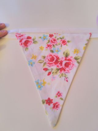 How to make bunting step five