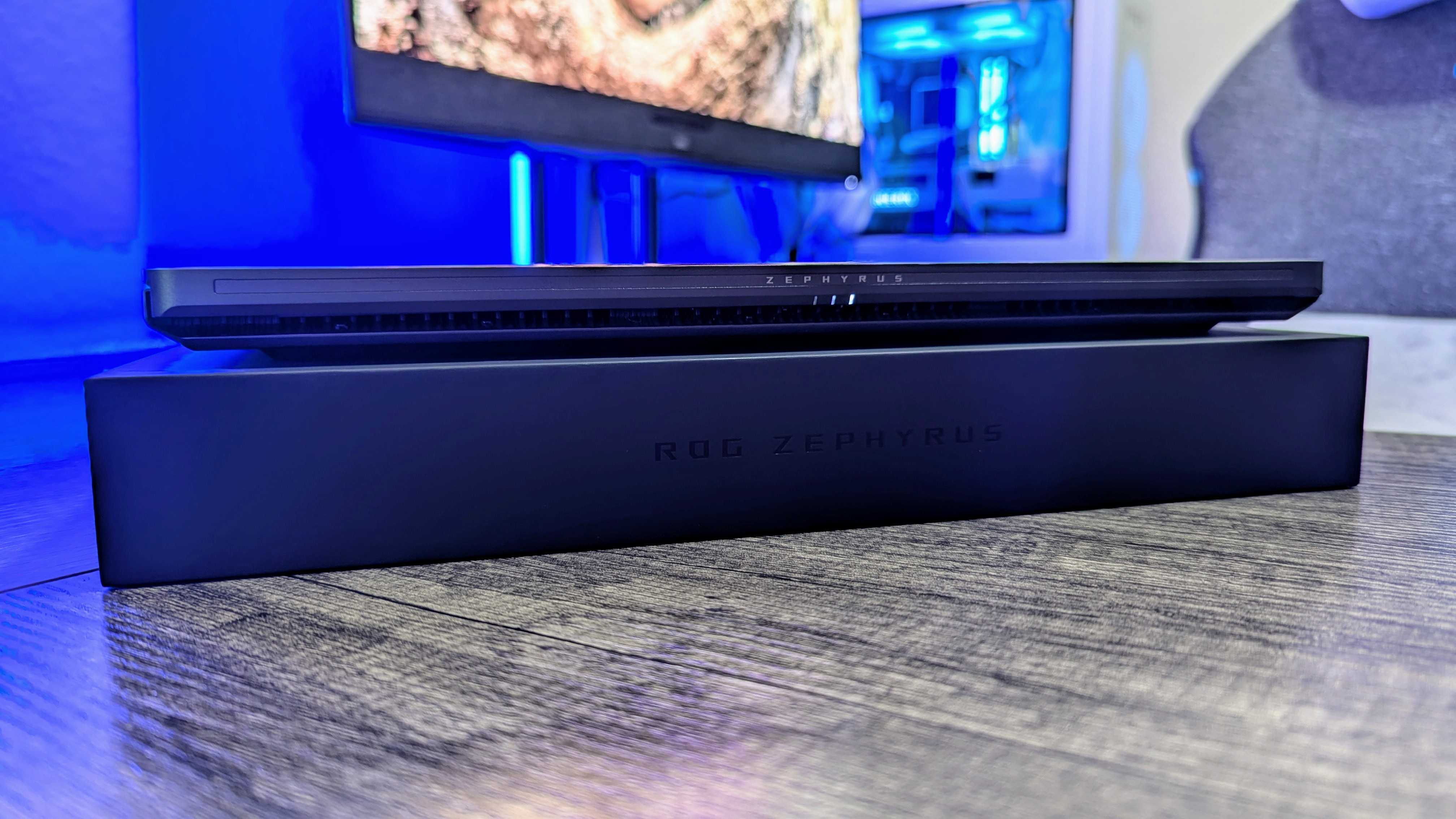 Image of the ASUS ROG Zephyrus G14 (2025) gaming laptop.