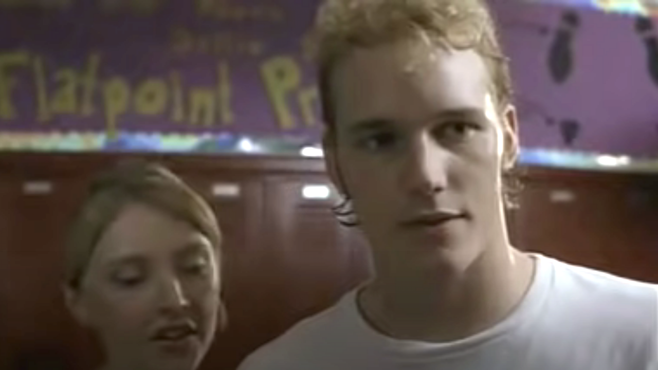 chris pratt en extraños con dulces