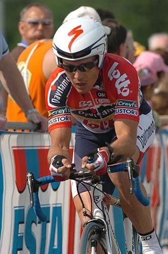 Robbie McEwen (Davitamon-Lotto) got it over and done with