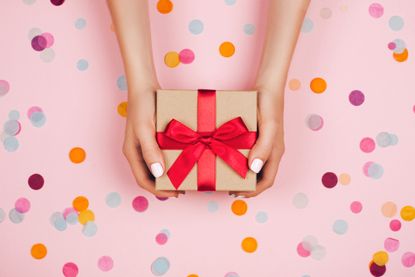 21st birthday gifts and present ideas for him and her